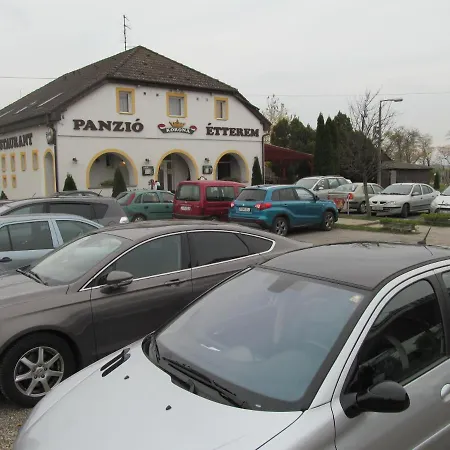 Couette-café Korona Panzio Levél
