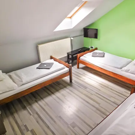 Korona Panzio Bed & Breakfast